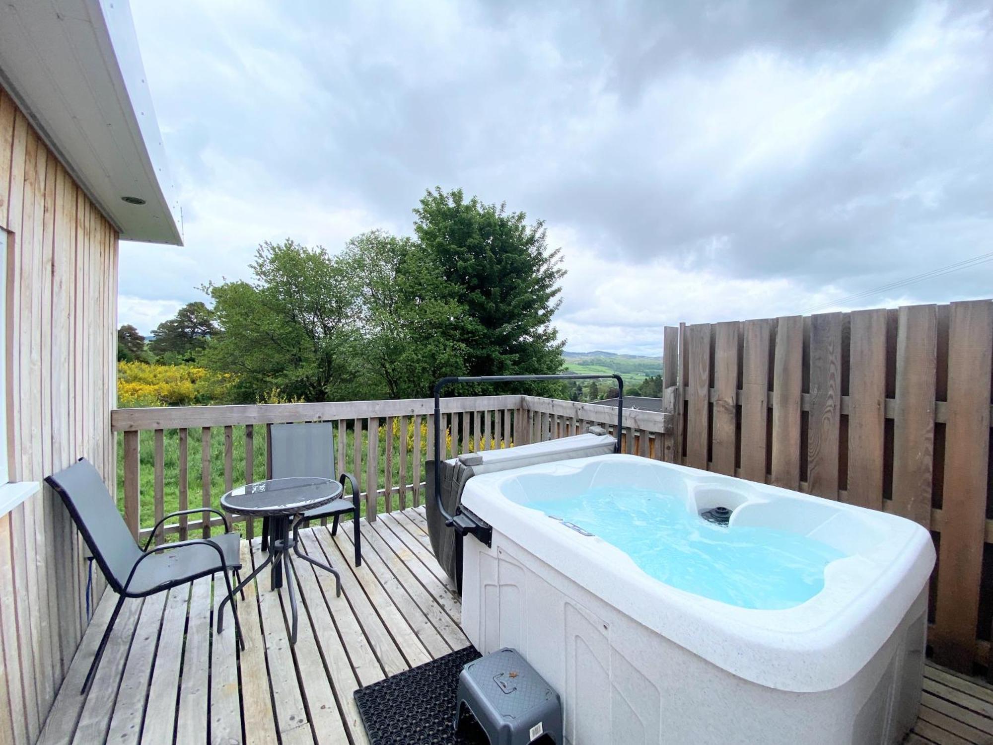 Kaoglen Lodge - Fawn Pod - Hot Tub - Dogs - Pitlochry - Luxury Blairgowrie and Rattray Exterior foto